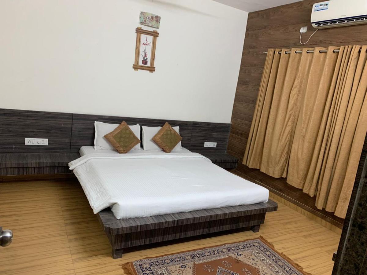 Ruturaj Inn Alibág Kültér fotó