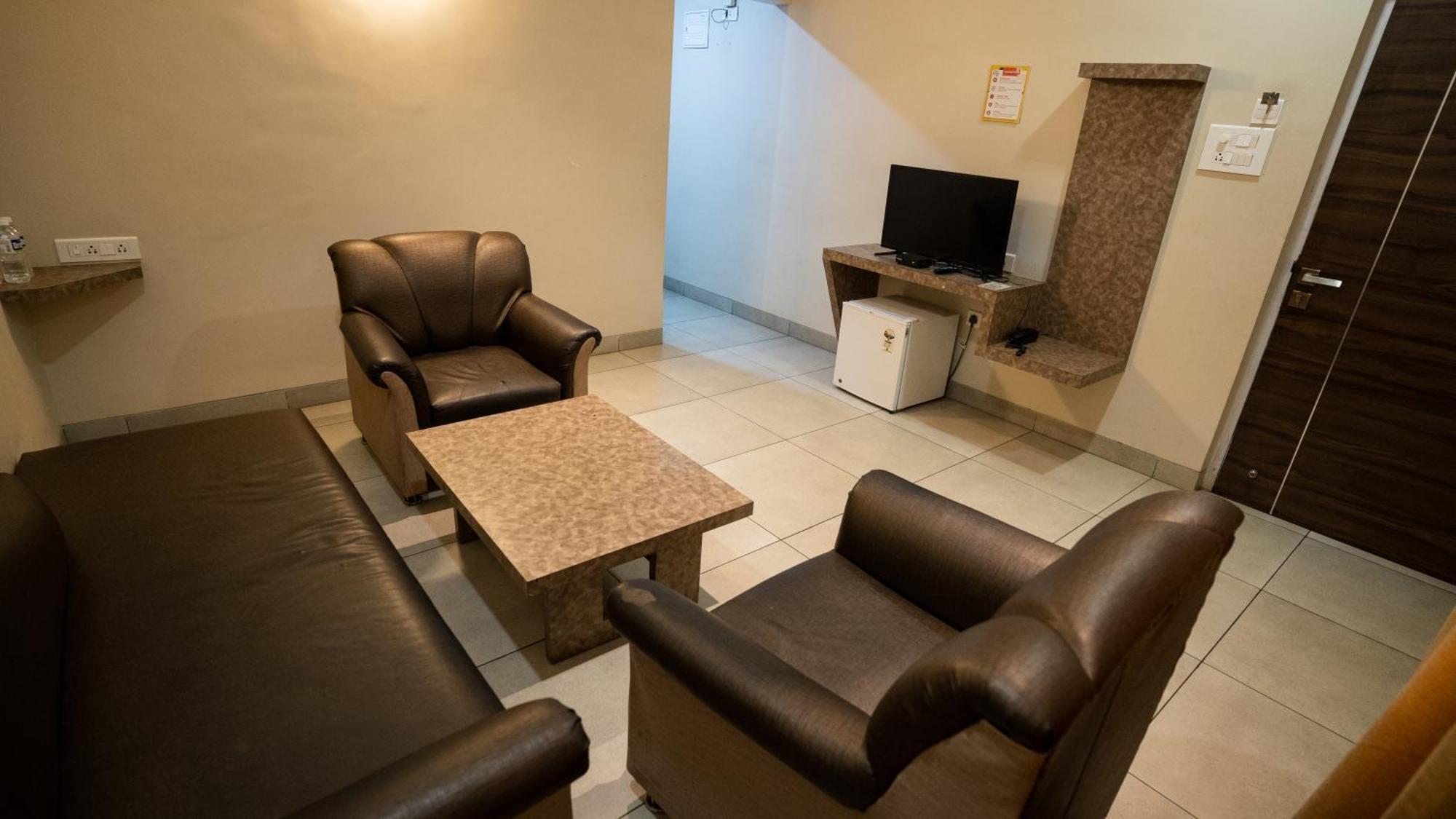Ruturaj Inn Alibág Kültér fotó